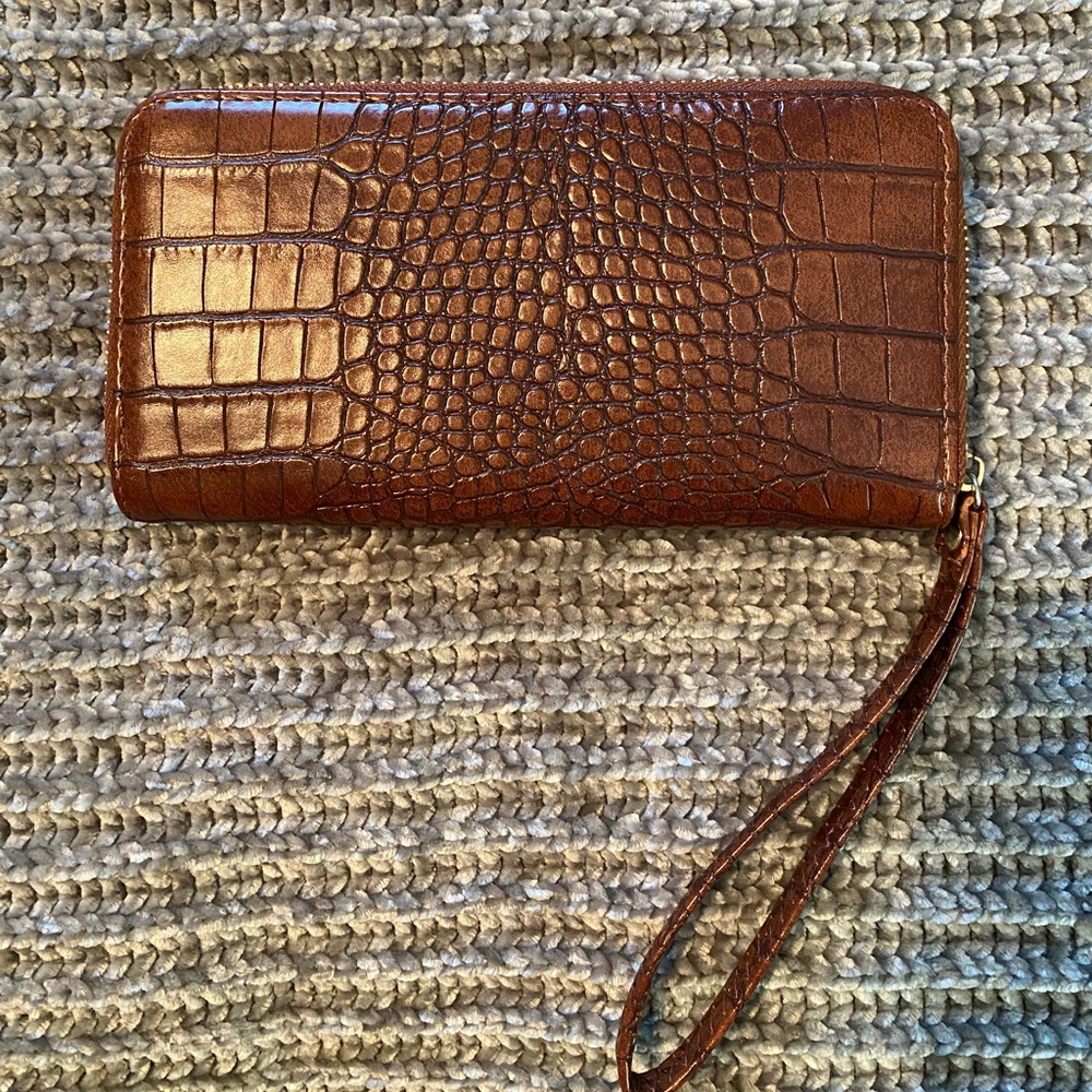 New no brand PU Vegan brown wallet wristlet